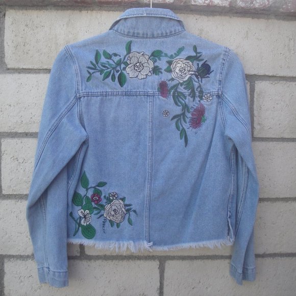 H&M Jackets & Blazers - H & M Denim Jacket Jean Blue Coachella "out of stock" size 6